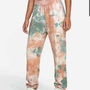Nike Sportswear Pants WMNS Large